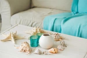 DIY Summer Decor Made From Sea Shells